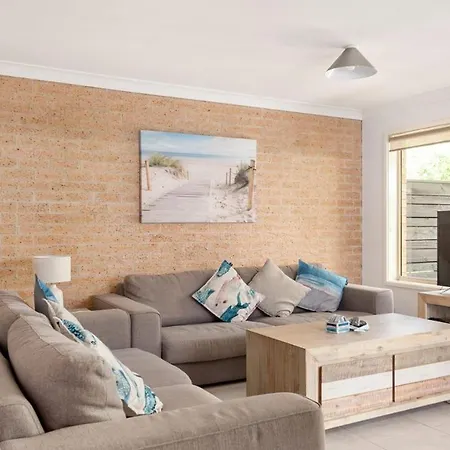 Walking Distance To Little Beach And Shoal Bay Nelson Bay Exterior photo