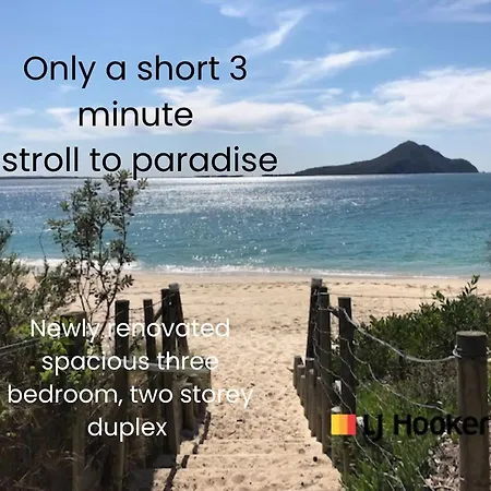 Walking Distance To Little Beach And Shoal Bay Nelson Bay Exterior photo